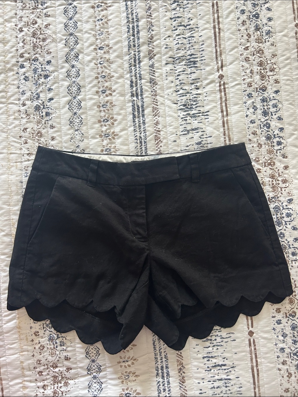 J crew Black Scallop Hem Women's Shorts